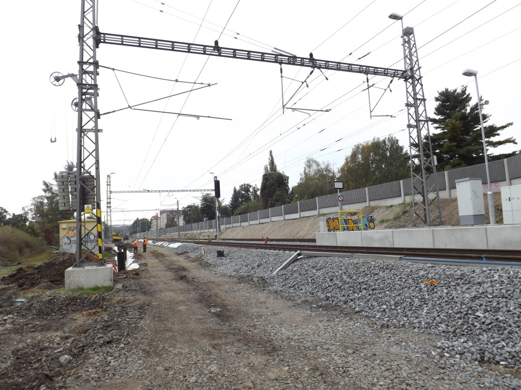 Stavba vlakové zastávky Praha Podbaba říjen 2014