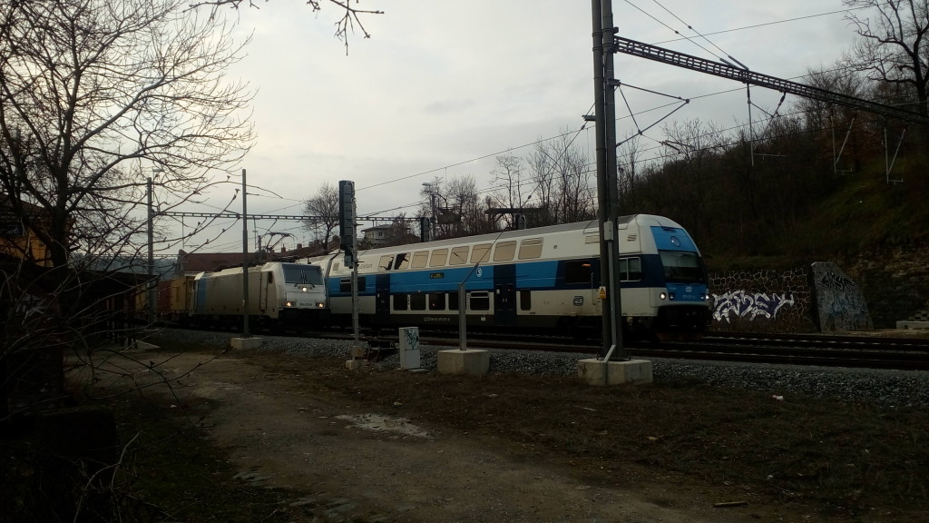 Vlaky v Bubenči 12.3. 2016