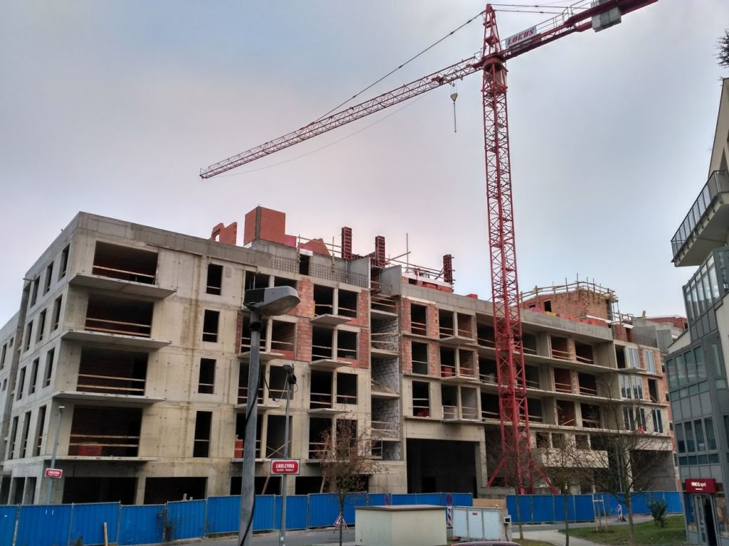 Stavba Sladovny běží i v prosinci 2016